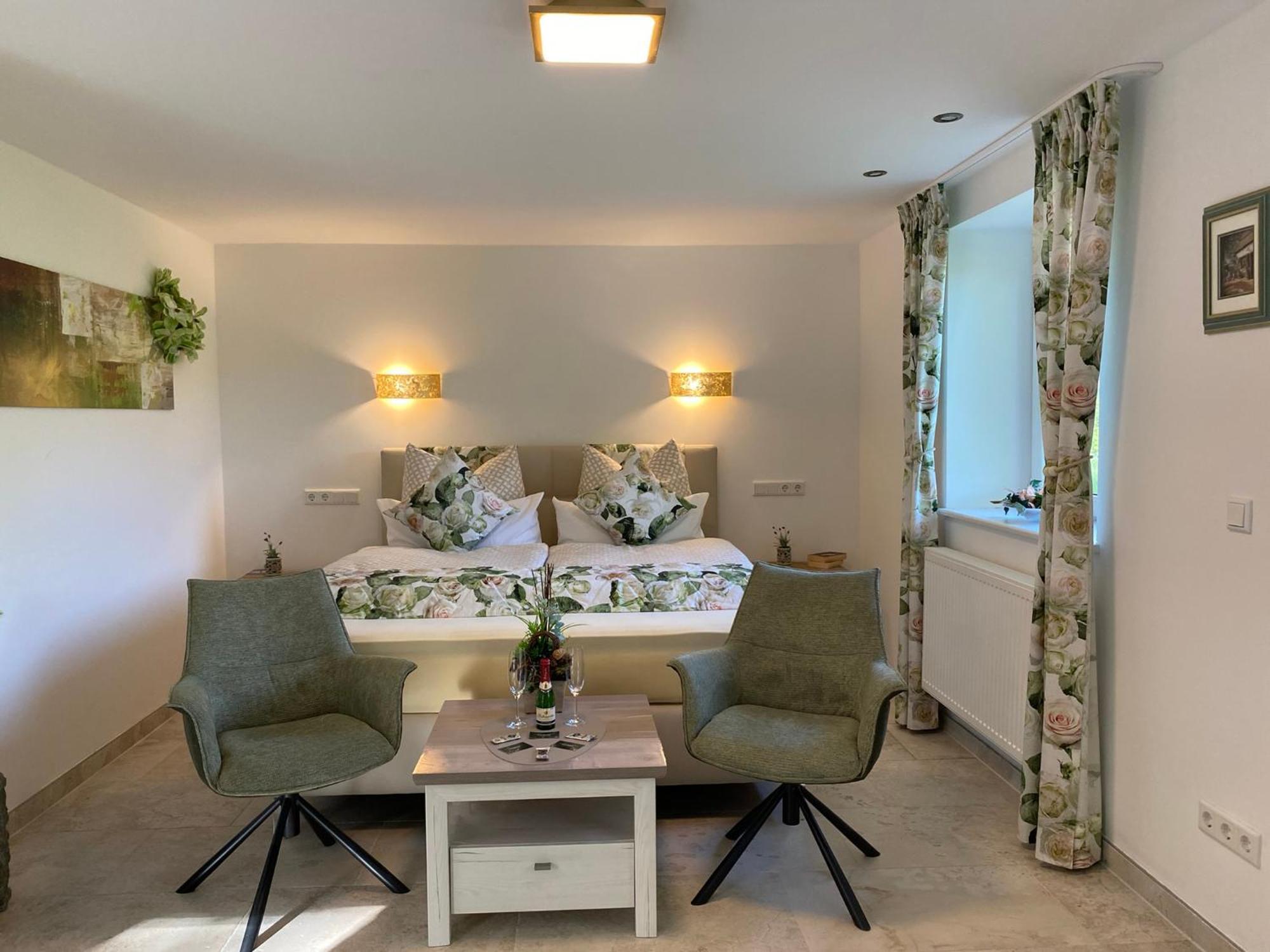 Romantic Greenhouse Appartement